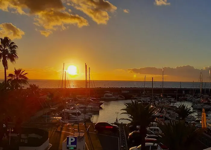 Edificio Canadas 아파트